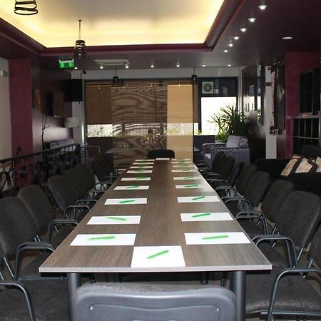 Pensiunea Rix Rooms Focșani Bagian luar foto