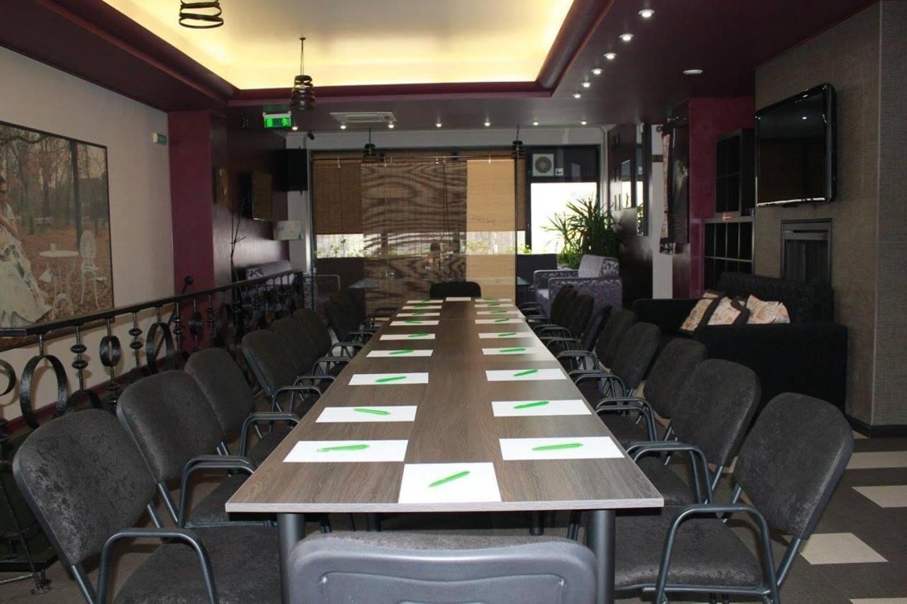 Pensiunea Rix Rooms Focșani Bagian luar foto
