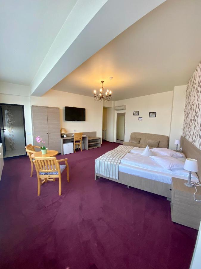Pensiunea Rix Rooms Focșani Bagian luar foto