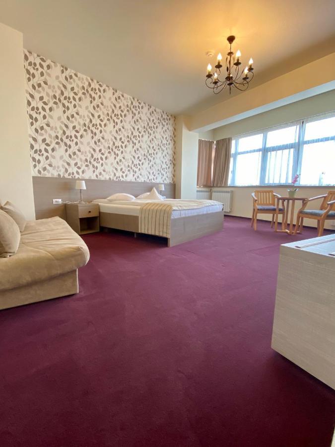 Pensiunea Rix Rooms Focșani Bagian luar foto