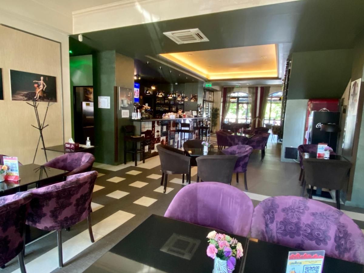 Pensiunea Rix Rooms Focșani Bagian luar foto