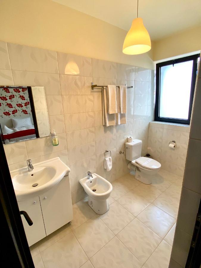 Pensiunea Rix Rooms Focșani Bagian luar foto