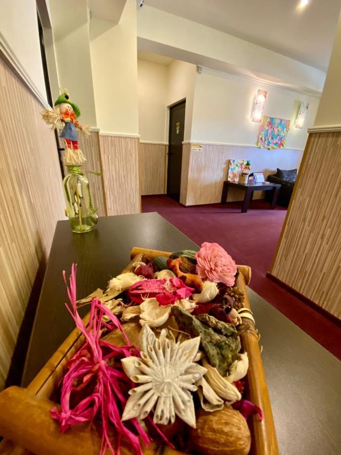 Pensiunea Rix Rooms Focșani Bagian luar foto